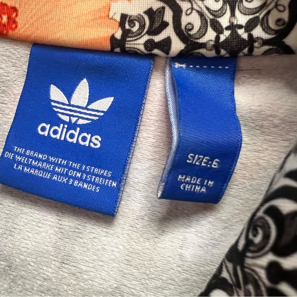 FARM RIO X ADIDAS - Jardim Agharta Floral Mandala Jacket Set - Bundle - Picture 3 of 6